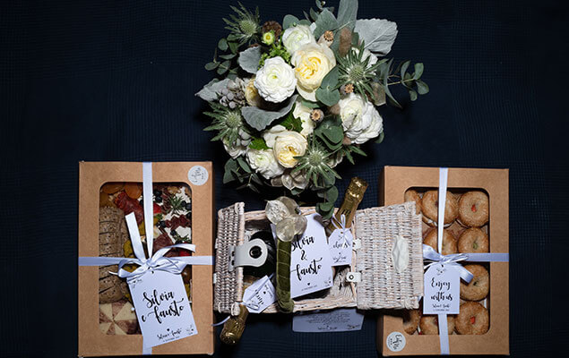 Ezia Mod Wedding Planner - Gifting